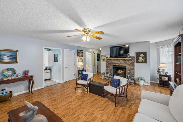 6824 Sawtooth Drive, Ooltewah, TN 37363