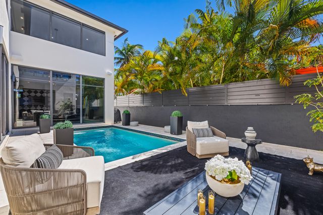 549 NE 10th Avenue, Fort Lauderdale, FL 33301