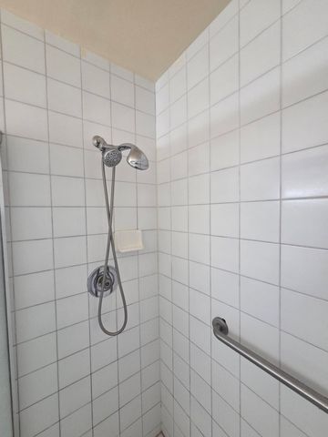 1333 Peppertree Trail Apt C, Fort Pierce, FL 34950