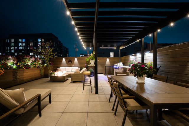 14 N Peoria Street 6H-7H, Chicago, IL 60607