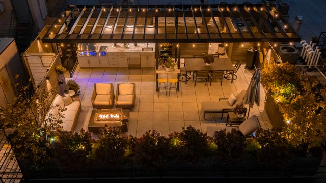 14 N Peoria Street 6H-7H, Chicago, IL 60607