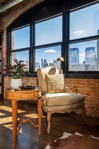 14 N Peoria Street 6H-7H, Chicago, IL 60607