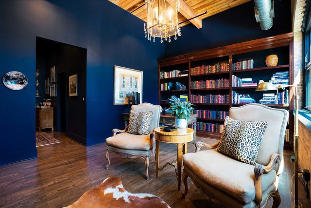 14 N Peoria Street 6H-7H, Chicago, IL 60607