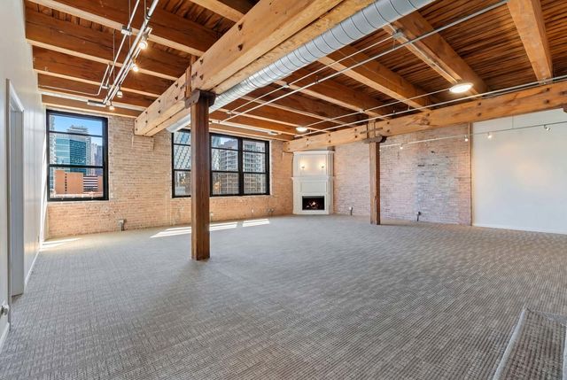 14 N Peoria Street 6H-7H, Chicago, IL 60607