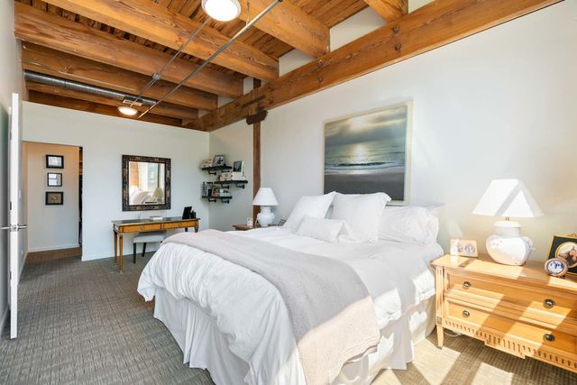 14 N Peoria Street 6H-7H, Chicago, IL 60607