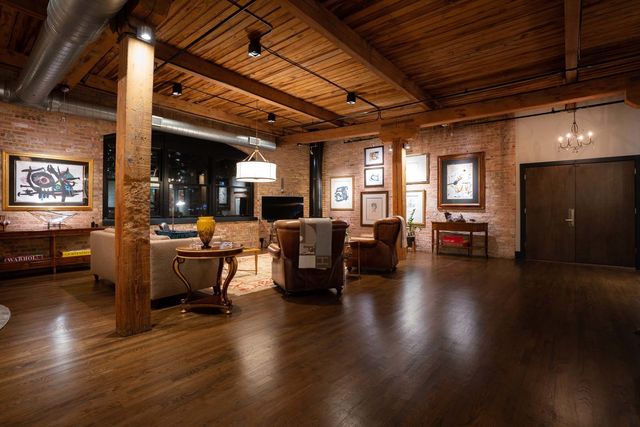 14 N Peoria Street 6H-7H, Chicago, IL 60607