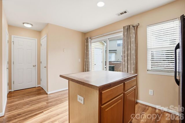 3569 Draycott Avenue, Charlotte, NC 28213