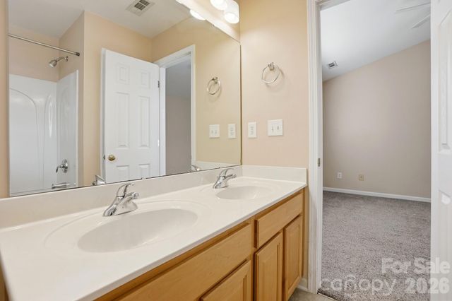 3569 Draycott Avenue, Charlotte, NC 28213