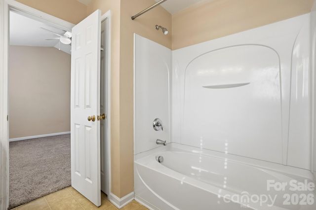 3569 Draycott Avenue, Charlotte, NC 28213