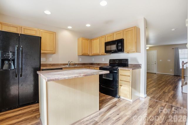 3569 Draycott Avenue, Charlotte, NC 28213