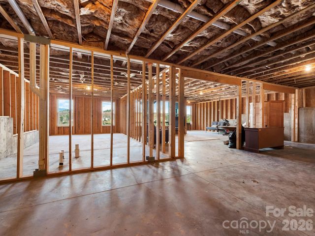 16 Southern Way Lane, Leicester, NC 28748