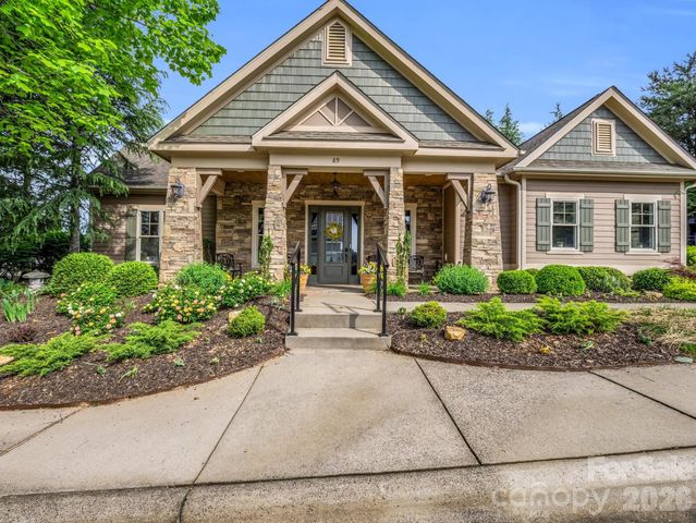 16 Southern Way Lane, Leicester, NC 28748