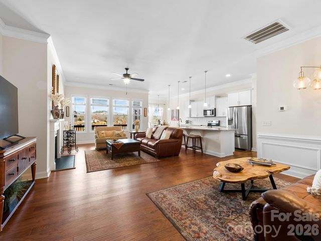 16 Southern Way Lane, Leicester, NC 28748