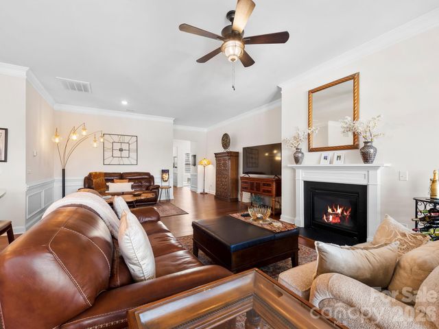 16 Southern Way Lane, Leicester, NC 28748