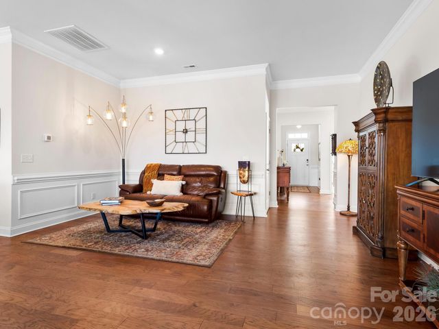 16 Southern Way Lane, Leicester, NC 28748