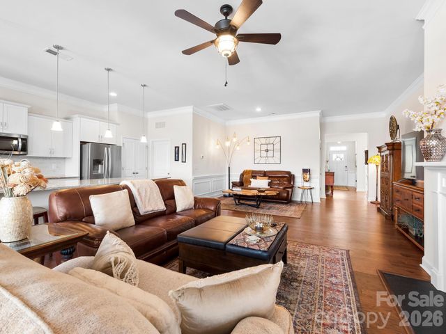 16 Southern Way Lane, Leicester, NC 28748