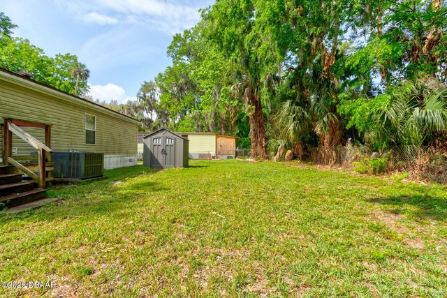 1040 Green Acres Circle S, South Daytona, FL 32119