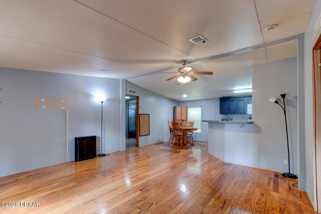 1040 Green Acres Circle S, South Daytona, FL 32119