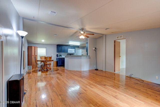 1040 Green Acres Circle S, South Daytona, FL 32119