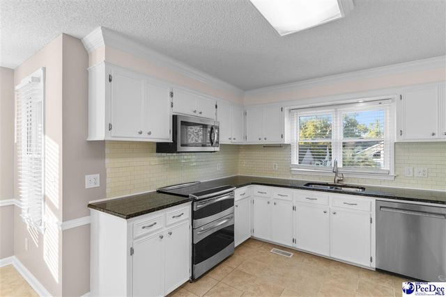 835 Canvas Back, Florence, SC 29505