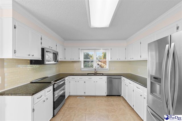 835 Canvas Back, Florence, SC 29505
