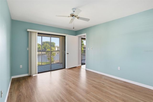 9270 LAKE PARK DRIVE 201, Fort Myers, FL 33919