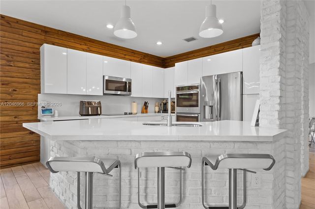 8774 NW 103rd Avenue, Doral, FL 33178