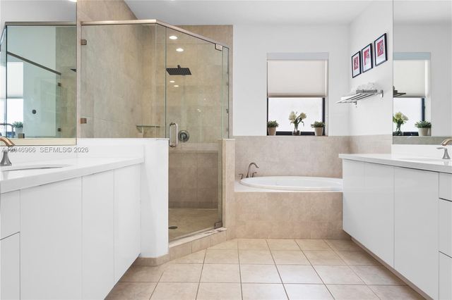 8774 NW 103rd Avenue, Doral, FL 33178