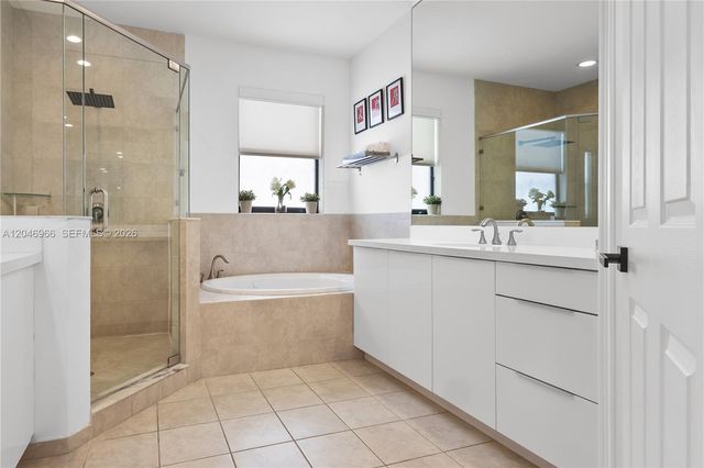 8774 NW 103rd Avenue, Doral, FL 33178