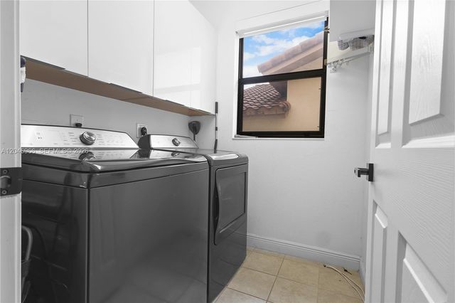 8774 NW 103rd Avenue, Doral, FL 33178