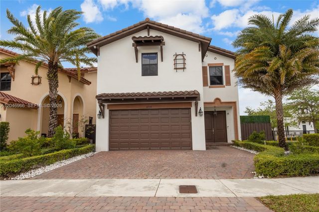 8774 NW 103rd Avenue, Doral, FL 33178