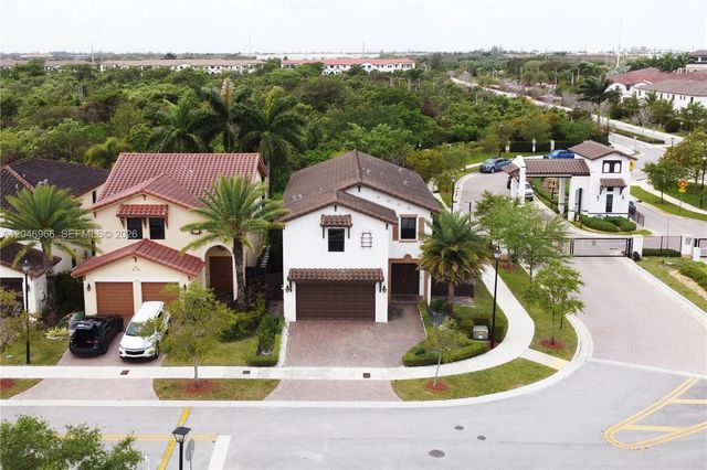 8774 NW 103rd Avenue, Doral, FL 33178