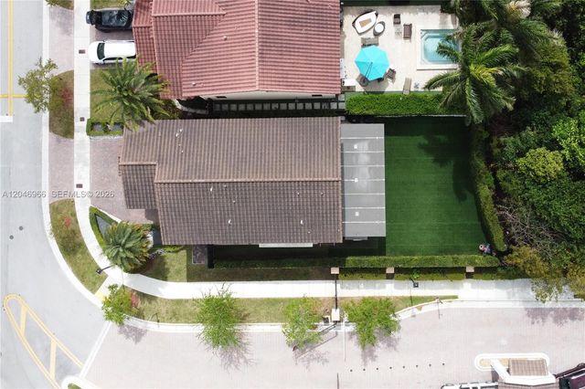 8774 NW 103rd Avenue, Doral, FL 33178