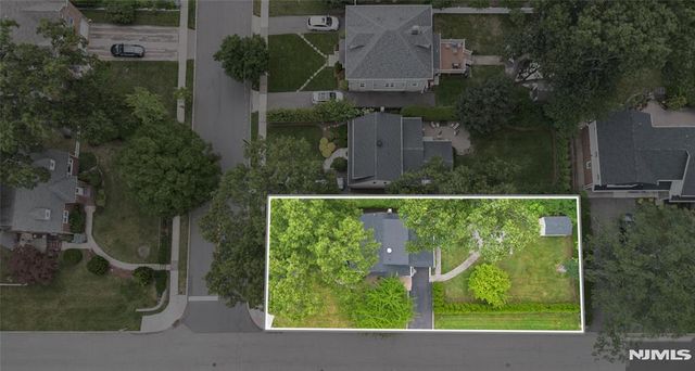193 Wales Avenue, River Edge, NJ 07661