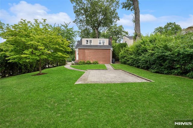193 Wales Avenue, River Edge, NJ 07661