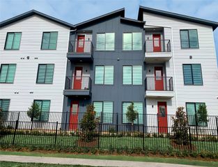 3235 Dallas Street 2304, Dallas, TX 75210