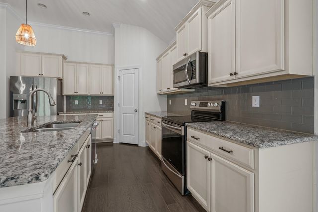 153 Castaway Key Dr., Pawleys Island, SC 29585