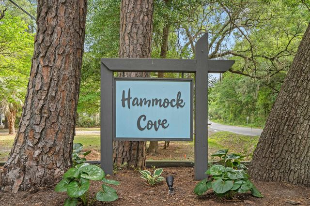 153 Castaway Key Dr., Pawleys Island, SC 29585