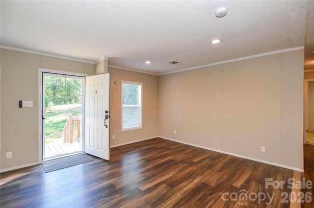 207 Pinehaven Drive, New London, NC 28127