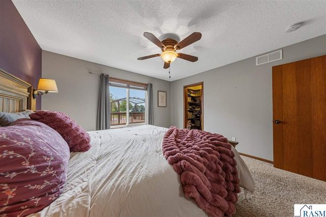 104 Kingsmill Court, Mankato, MN 56001