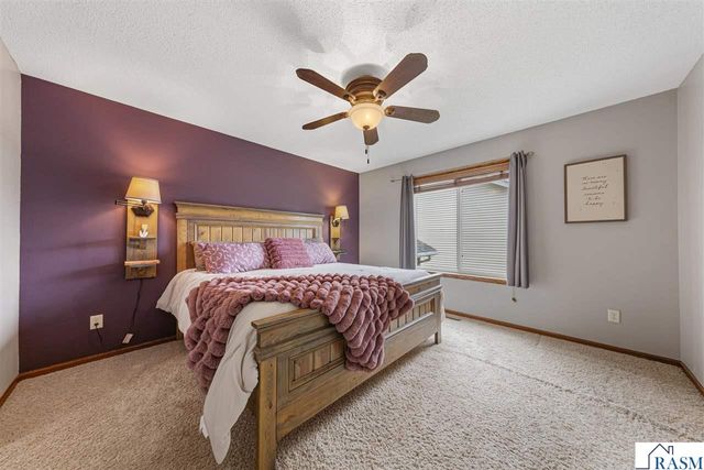 104 Kingsmill Court, Mankato, MN 56001