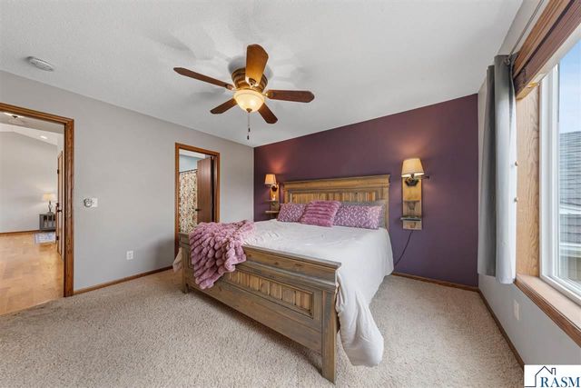 104 Kingsmill Court, Mankato, MN 56001