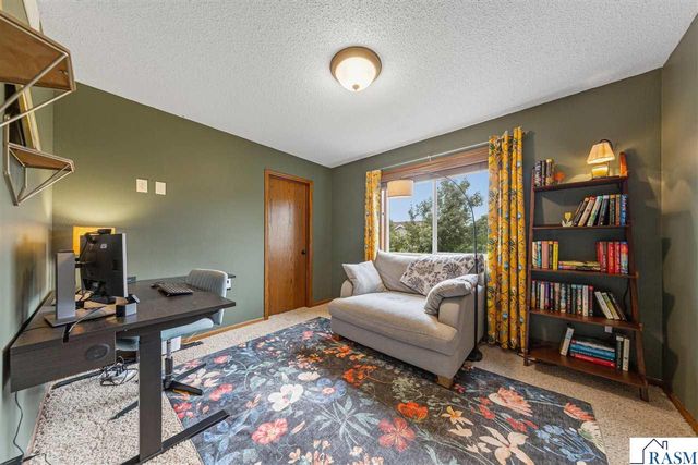 104 Kingsmill Court, Mankato, MN 56001