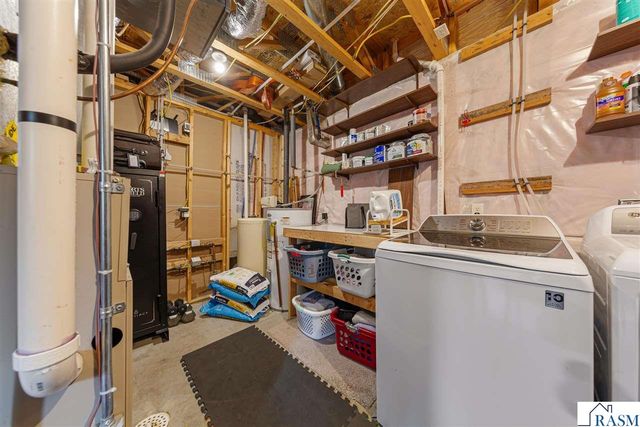 104 Kingsmill Court, Mankato, MN 56001