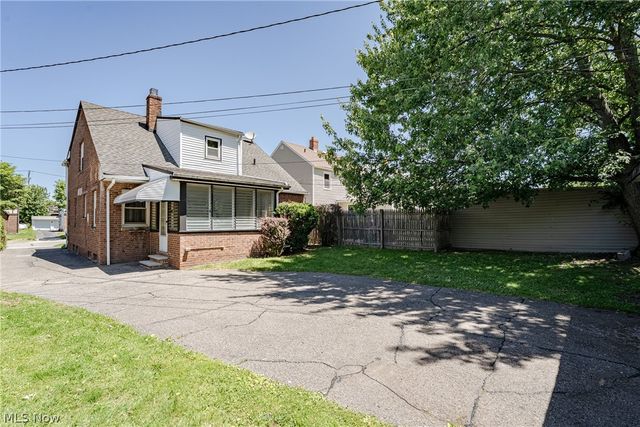 3666 Silsby Road, University Heights, OH 44118