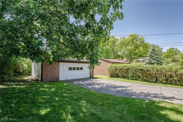 3666 Silsby Road, University Heights, OH 44118