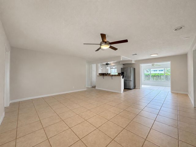 924 SE 8TH Court, Deerfield Beach, FL 33441