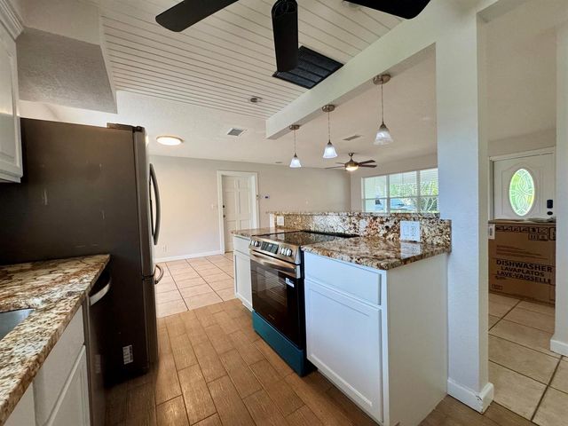 924 SE 8TH Court, Deerfield Beach, FL 33441