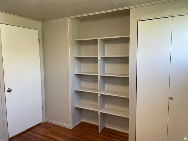 828 N VALERIA DR, Layton, UT 84041