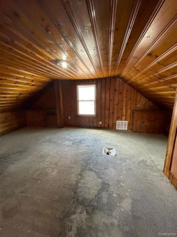 16500 Eastburn Street, Detroit, MI 48205